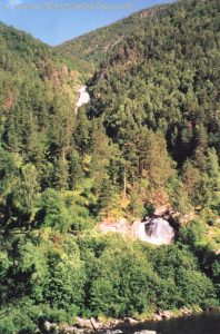 Wasserfall im Sunndal