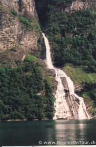 Freier-Wasserfall