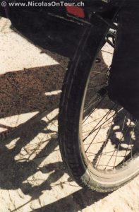 Provisorisch geflicktes Hinterrad