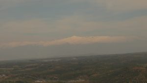 Die Sierra Nevada am Horizont