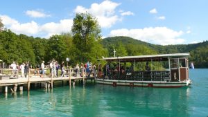 Plitvička jezera: Boot von P1 zu P2