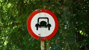 Ist diese Strasse etwa nur für Oldtimer gesperrt? :-)