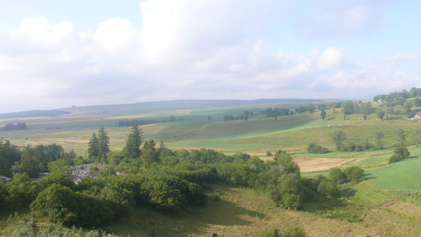 Landschaft auf der Abfahrt vom Col de la Malmouche