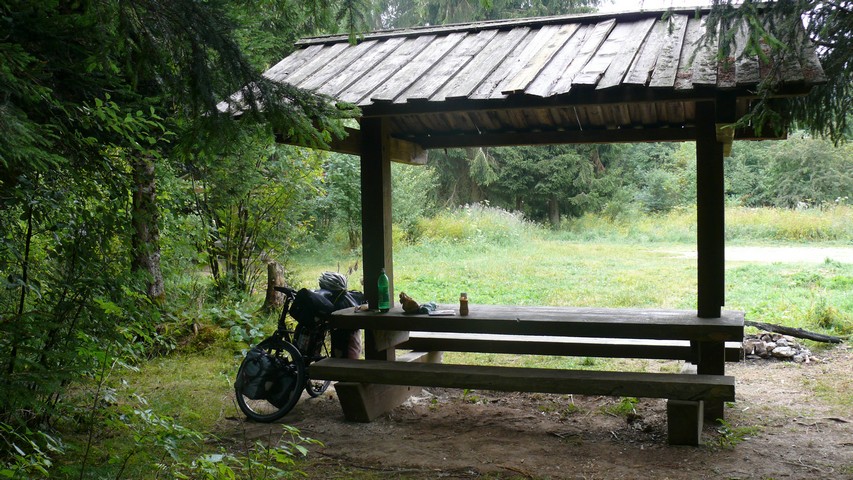 Rastplatz für Mittagessen und -schlaf