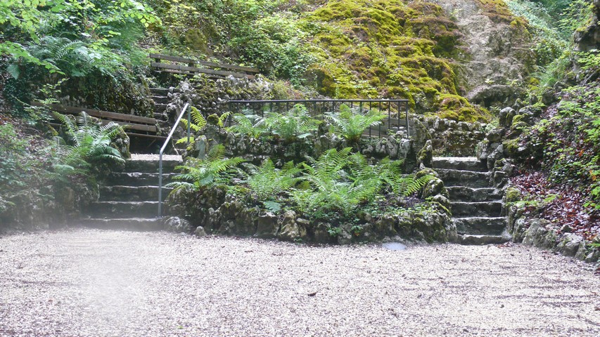 Lourdes-Grotte von Ramiswil