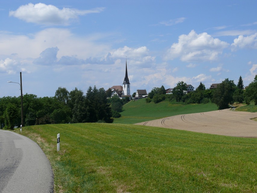 Auf einem der vielen Hügel