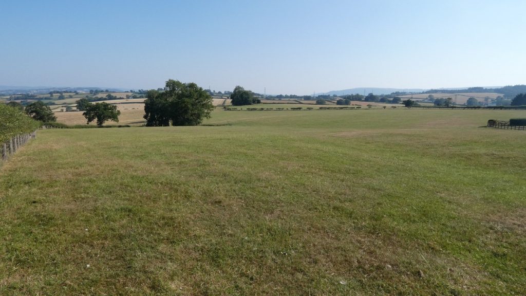So sieht die Gegend aus, wenn mal keine Hecke vor der Aussicht steht
