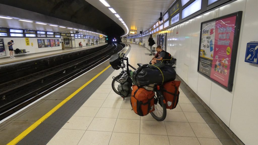 U-Bahn-Station Hamilton Square, Birkenhead