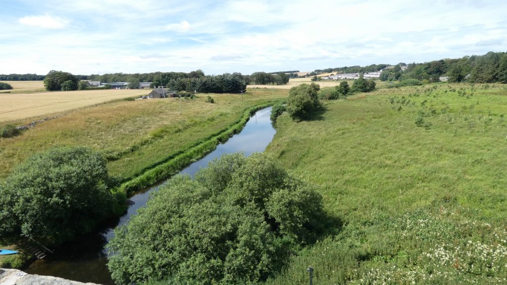 Schottische Landschaft zwischen Aberdeen und Maud