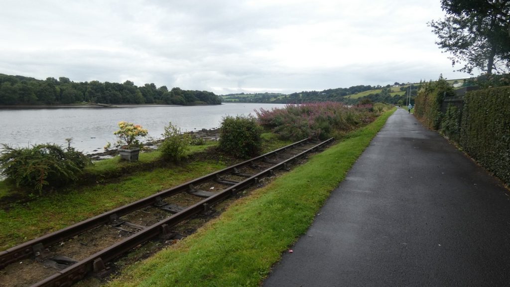 Eisenbahngeleise am River Foyle