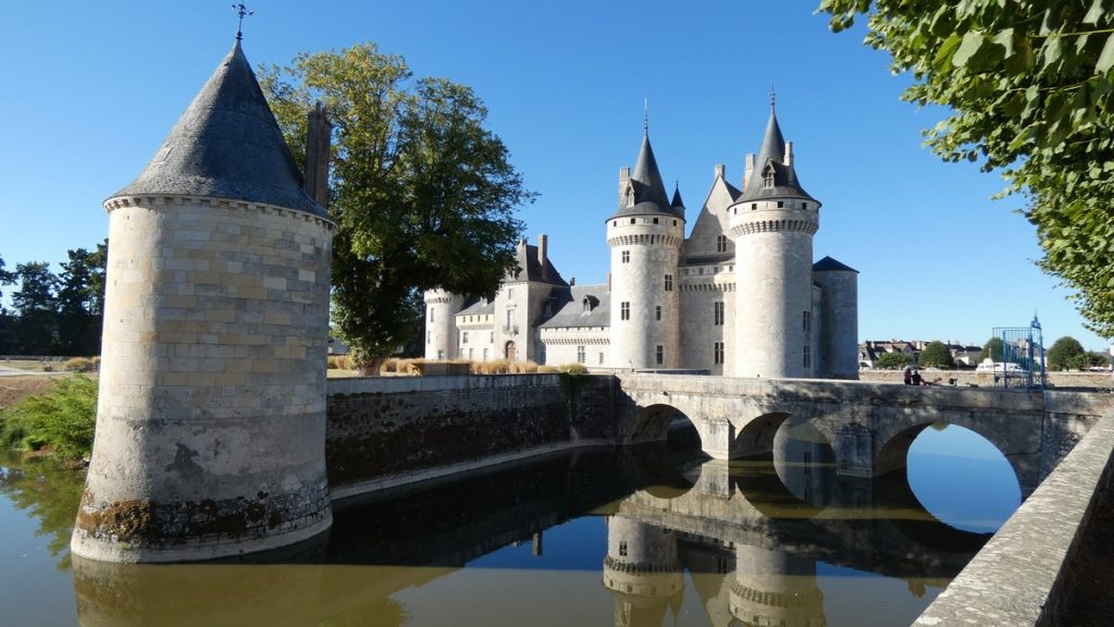 Chateau Sully-sur-Loire