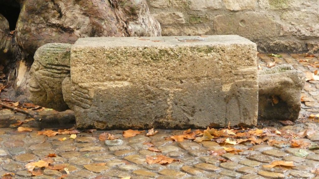 Bordstein Rue des Teinturiers, Avignon