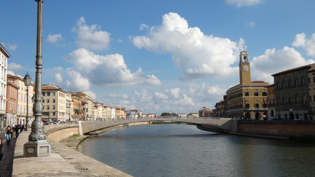 An der Arno im Zentrum von Pisa